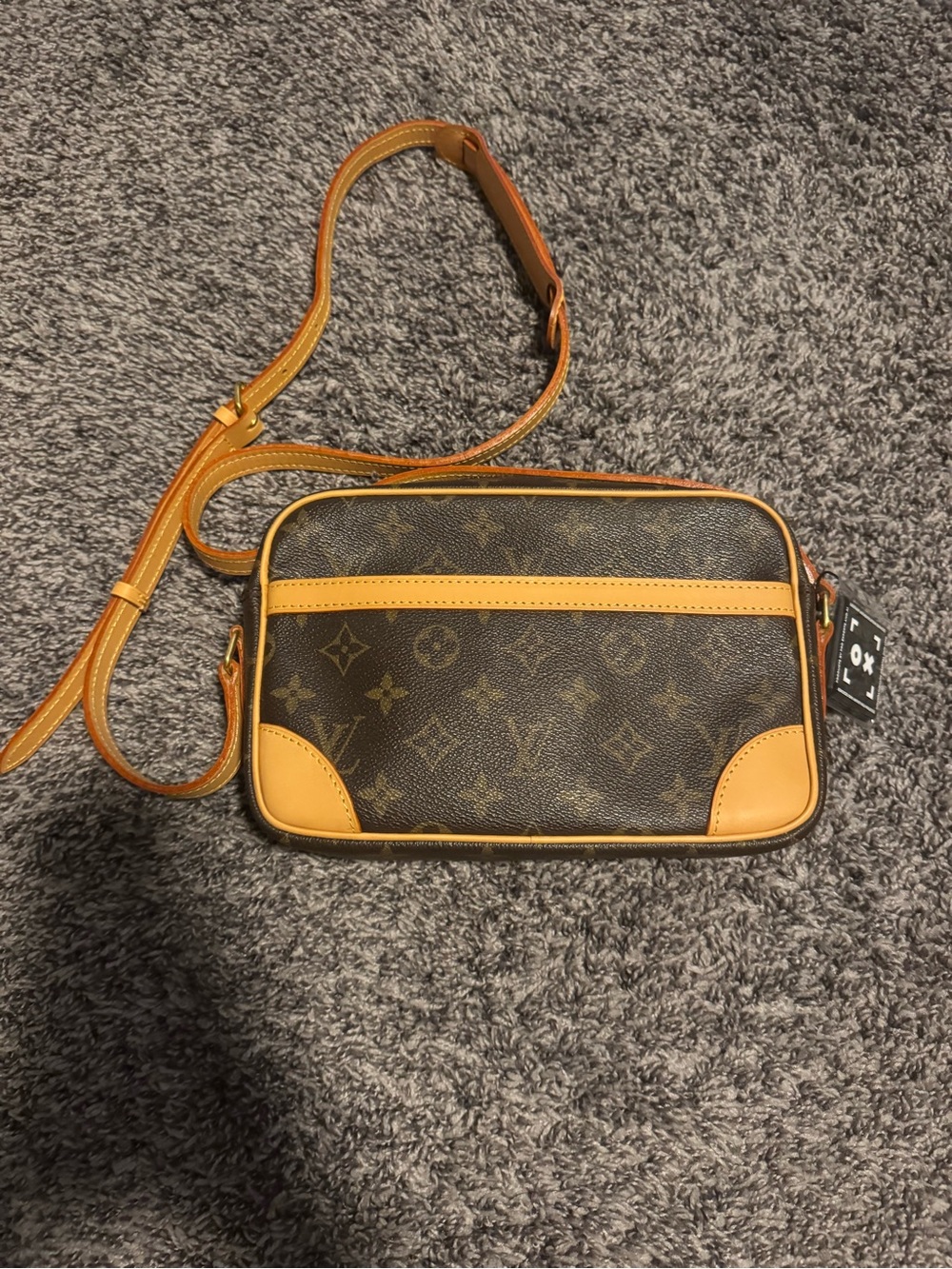 Louis Vuitton Monogram Canvas Crossbody in Brown & Vachetta